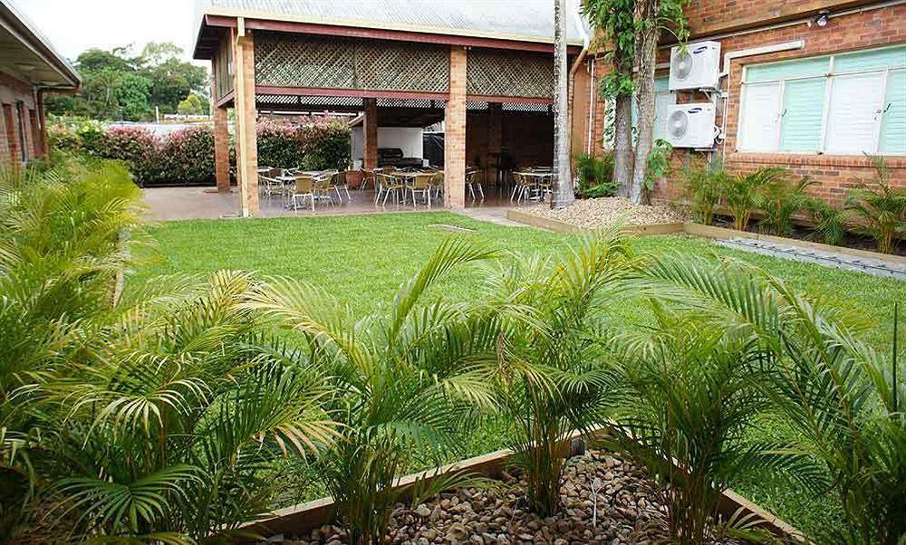 Lees Motel Ingham Extérieur photo